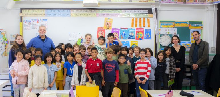 Une journée inspirante avec l'auteur Éric Simard au Lycée français international de Kyoto
